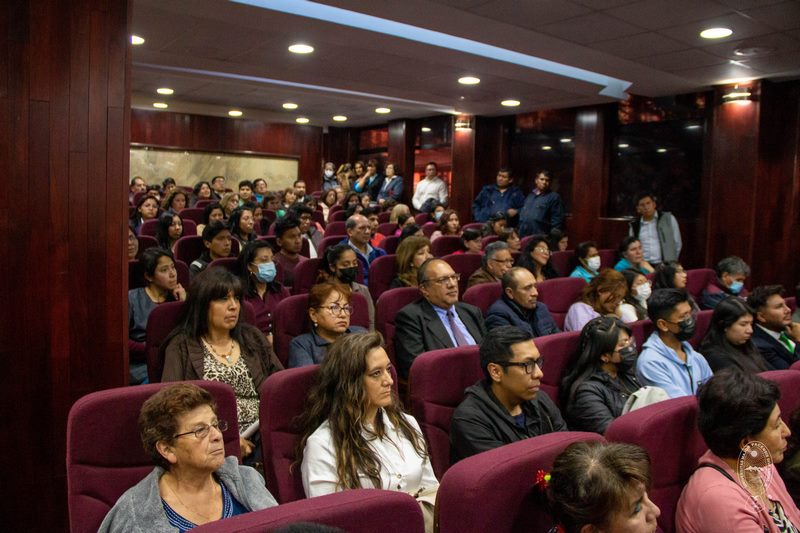 ¡Nuevas autoridades en la Facultad de Ciencias Farmaceúticas y Bioquímicas!